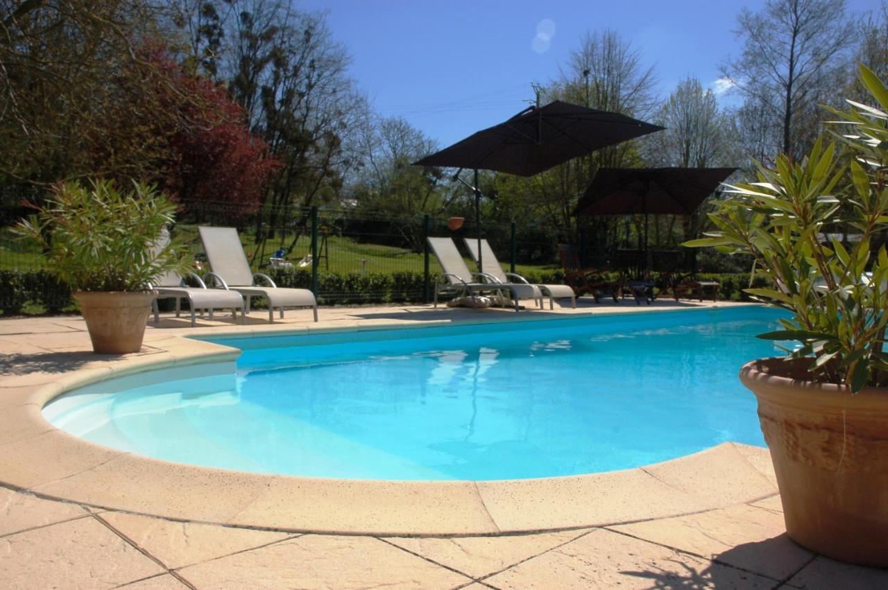 Le Logis Du Pressoir Self Catering Gites In Beautiful 18Th Century Estate In The Heart Of The Loire Valley With Heated Pool And Extensive Grounds. Les Bois-d'Anjou Kültér fotó