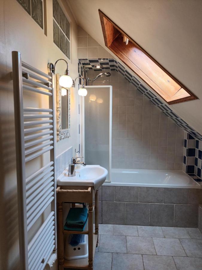 Le Logis Du Pressoir Self Catering Gites In Beautiful 18Th Century Estate In The Heart Of The Loire Valley With Heated Pool And Extensive Grounds. Les Bois-d'Anjou Kültér fotó
